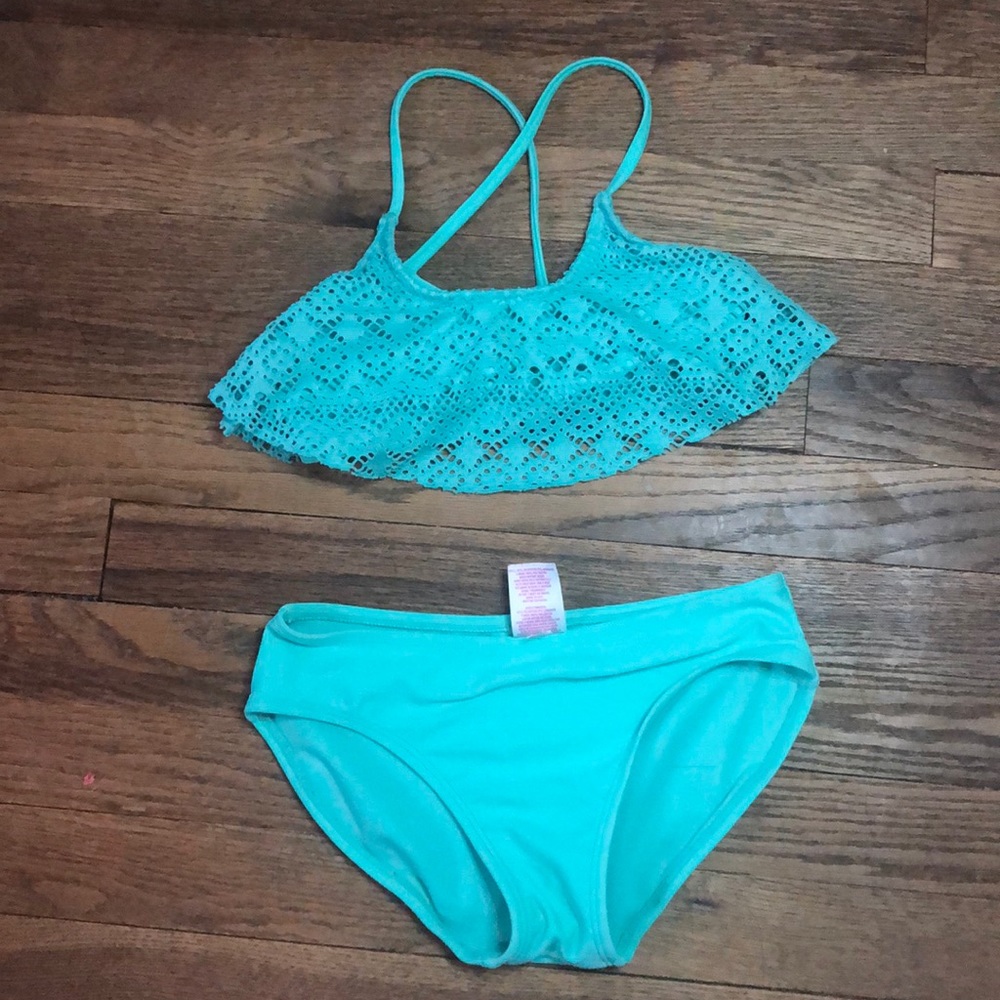 Bathing suit